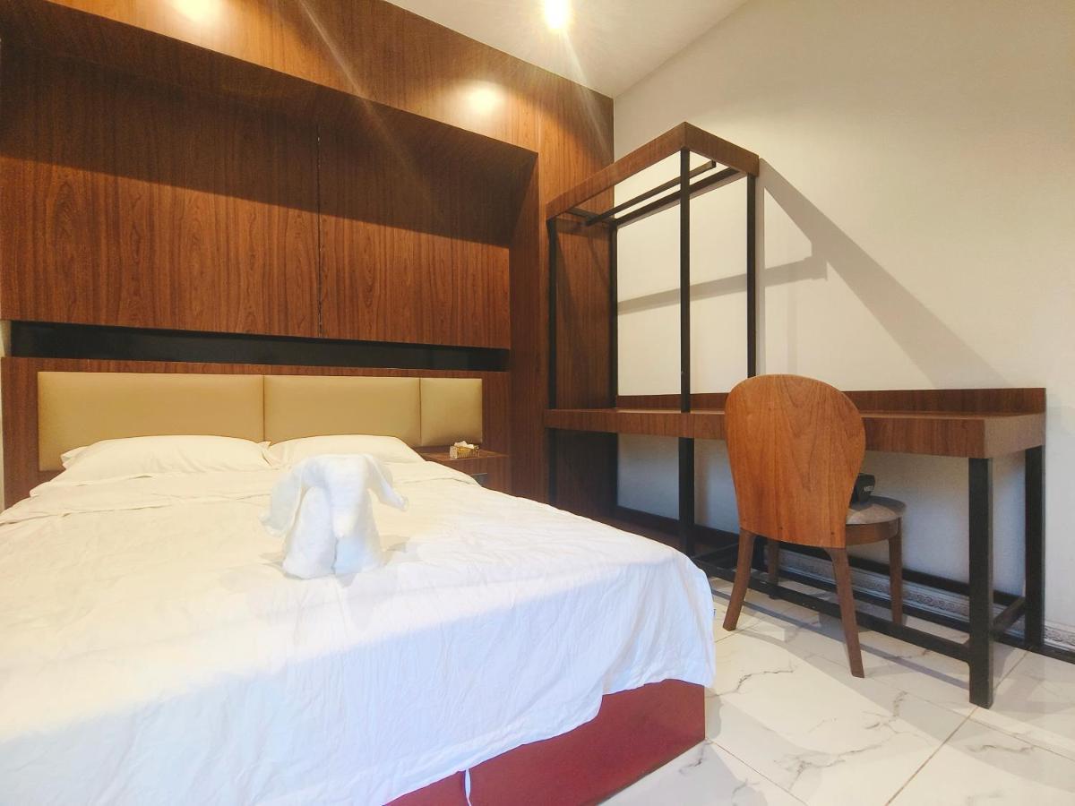 Bed and Breakfast Jenny Airport Lounge Вьентьян Экстерьер фото
